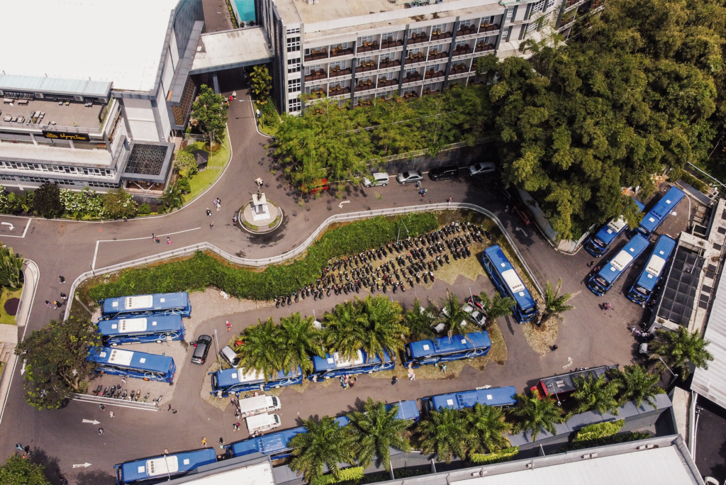 Parkir Area, Parkir, Mobil, Motor, Shuttle, Valet, Parkiran, Bandungan, Jawa Tengah