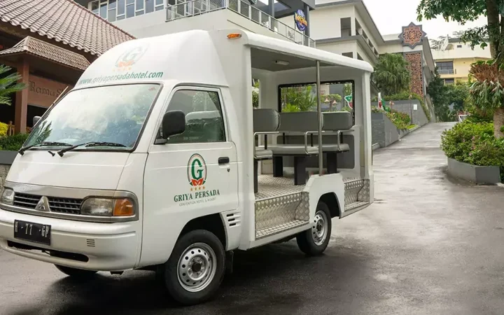 shuttle-car-1-griya-persada-bandungan-65d8762581cfa